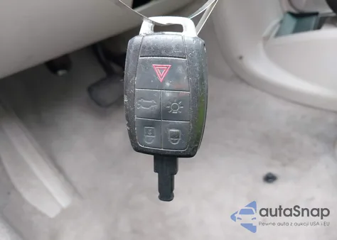 2010 Volvo S40 2.4I из США, поврежденный, VIN YV1382MS4A2507612